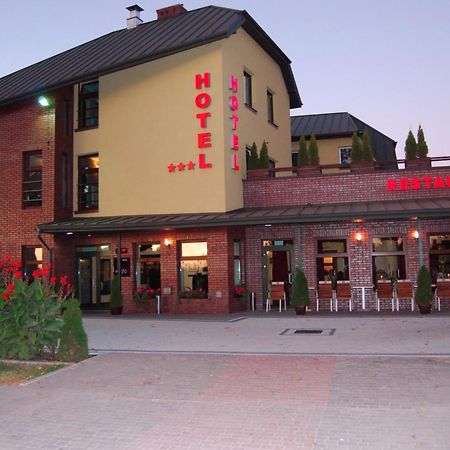 Hotel Wojto Zamość エクステリア 写真
