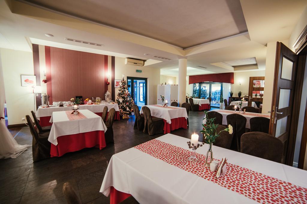 Hotel Wojto Zamość エクステリア 写真