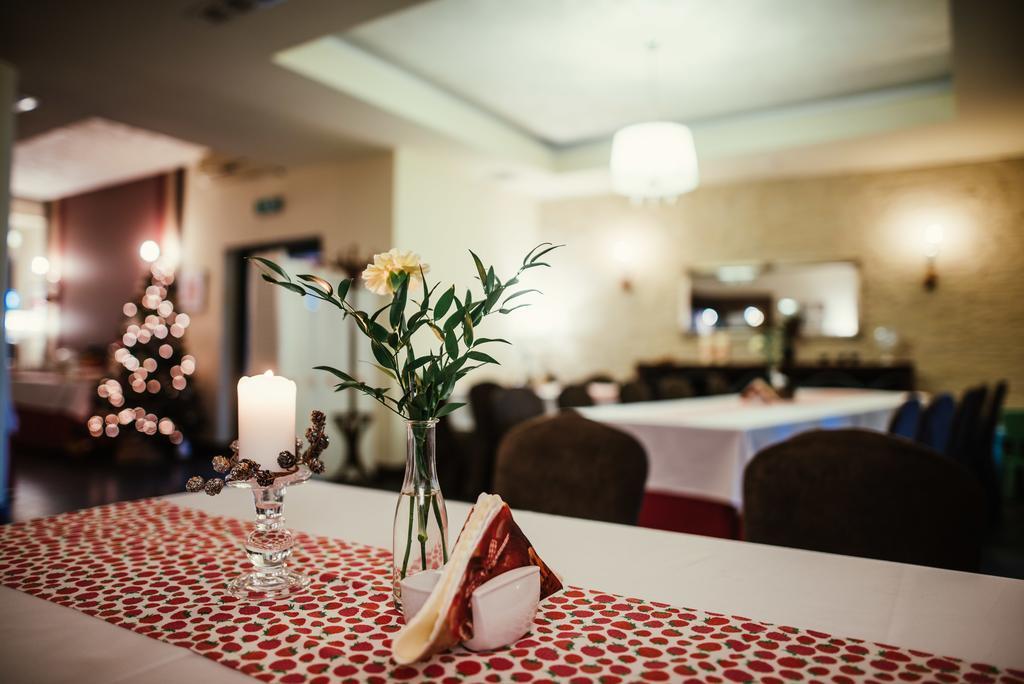 Hotel Wojto Zamość エクステリア 写真