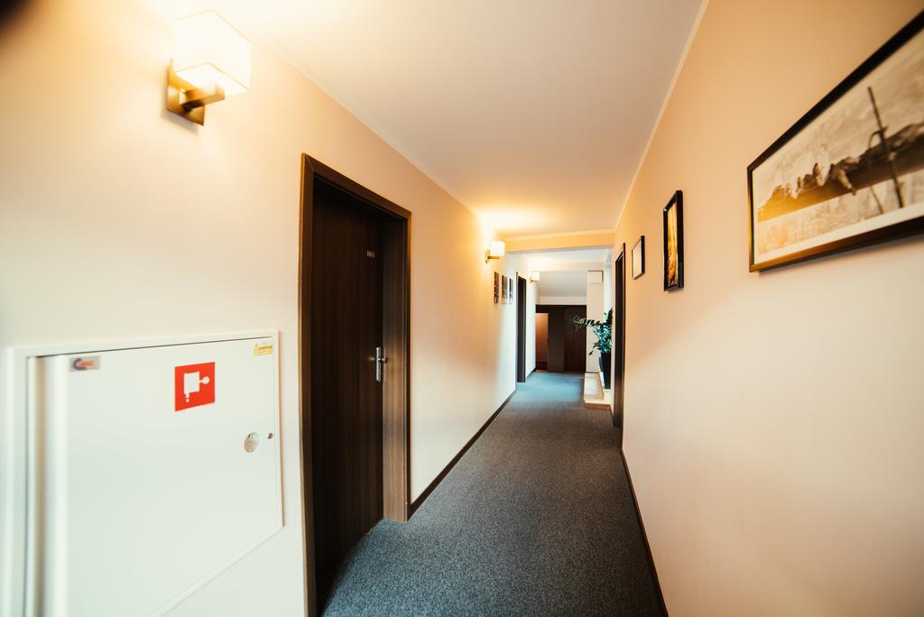 Hotel Wojto Zamość エクステリア 写真