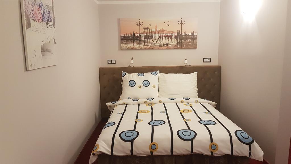 Hotel Wojto Zamość エクステリア 写真