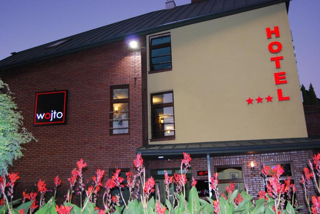 Hotel Wojto Zamość エクステリア 写真